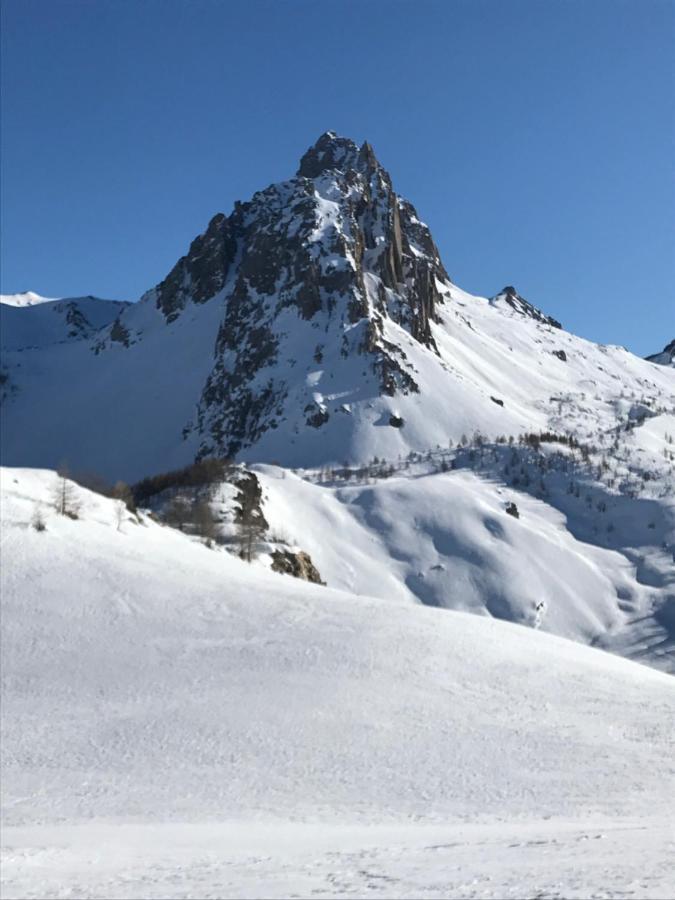 فندق Rifugio Lou Lindal Canosio المظهر الخارجي الصورة